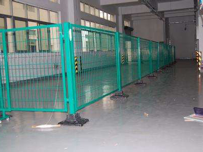 車間隔斷護欄 - 安平縣全昊金屬絲網(wǎng)制品有限公司圖片5